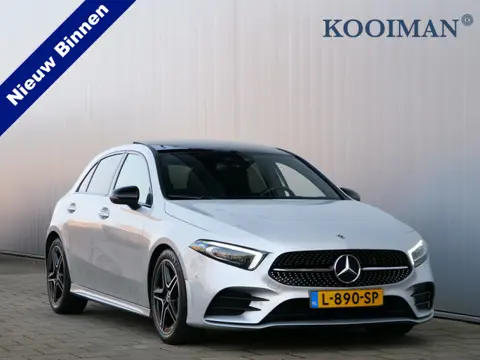 Mercedes-Benz A-Klasse 180 Business Solution AMG Navi / DAB / Pano-dak / Apple Carplay / Camera