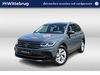 Volkswagen Tiguan 1.4 TSI eHybrid 245pk Elegance DSG AUTOMAAT / Panorama dak / Navigatie / LM 18 inc
