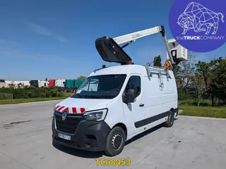 Renault Master 145.35 klubb (bj 2022)