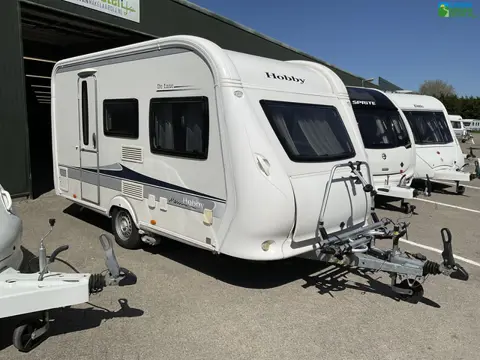 Hobby De Luxe 400 SF Mover|Voortent|BOVAG 23