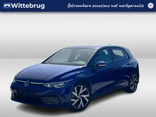 Volkswagen Golf 1.5 eTSI 150pk R-Line DSG Automaat / Panorama schuifdak / Navigatie / APP / Camera /