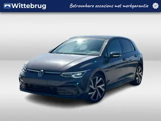 Volkswagen Golf 1.5 eTSI 150pk R-Line DSG Automaat / Panorama Schuifdak / Navigatie Pro / LM 18 inch