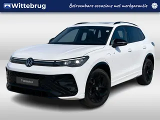 Volkswagen Tiguan 1.5 eHybrid 204pk R-Line DSG Automaat Black Style / Panorama schuifdak / LM 19 inc