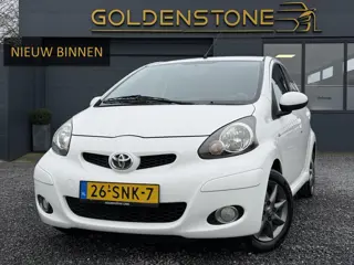 Toyota Aygo 1.0-12V Dynamic Navigator 2e Eigenaar,Navi,Airco,5 Deurs,Dealer Onderhouden,N.A.P,Lm vel