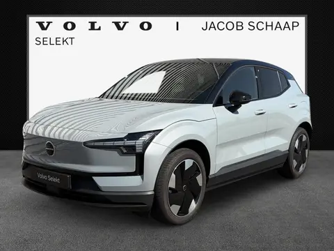 Volvo EX30 Single Motor Extended Range Plus 69 kWh / Stuur & Stoel verwarming / Trekhaak / extra get