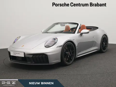 Porsche 911 Carrera 4 GTS Cabriolet