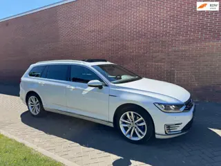 Volkswagen Passat Variant 1.4 TSI GTE Highline Navi Cruise Clima Pano Stoelverw