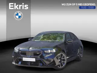 BMW M5 Sedan Bowers & Wilkins Surround Sound System | Glazen panoramadak | Driving Assistant Profess