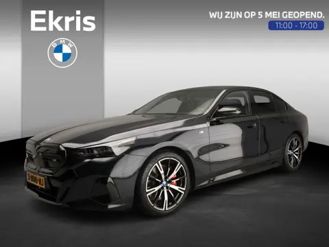 BMW i5 Sedan M60 xDrive 84 kWh | M-Sportpakket | LED | Leder | HUD | Panoramadak | Active cruise | D