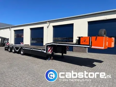 MAX Trailer MAX-100 F-S43-1A1Y  3-assige SEMI dieplader - Bouwjaar 2014 - SAF - Gestuurde as - Uitsc