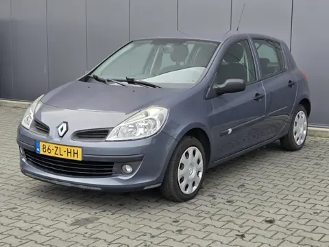 Renault Clio 1.2-16V Special Line 5Drs