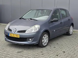 Renault Clio 1.2-16V Special Line 5Drs