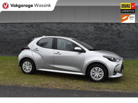 Mazda 2 Hybrid 1.5 Pure Hybride automaat grijs (bj 2023)