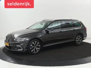 Volkswagen Passat 1.4 TSI PHEV GTE | SOH 94% | Stoelverwarming |  Massage | Camera | Adaptive cruise