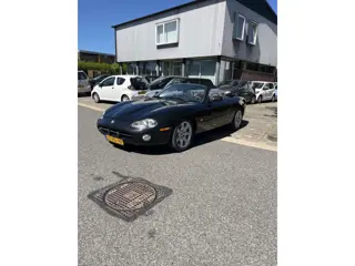 Jaguar XK8 4.0 V8 Convertible Automaat Goed rijdende en nette auto. Nieuwe Apk keuring bij aankoop.