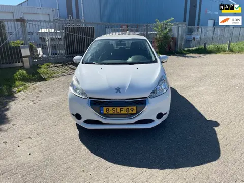 Peugeot 208 1.4 e-HDi Active Automaat !!!