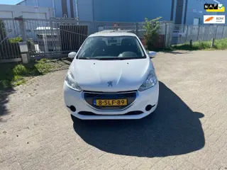 Peugeot 208 1.4 e-HDi Active Automaat !!!