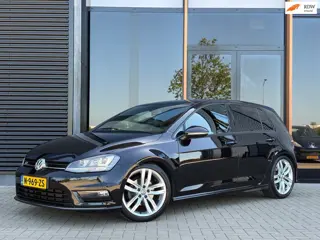 Volkswagen Golf 1.4 TSI Highline RIJKLAAR PDC STOELVERWARMING R-LINE