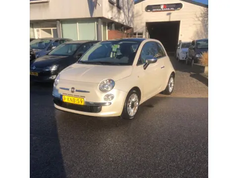 Fiat 500 0.9 TwinAir Lounge Airco,Panorama dak enz In perfecte staat verkerende 500. Let op: Auto ri