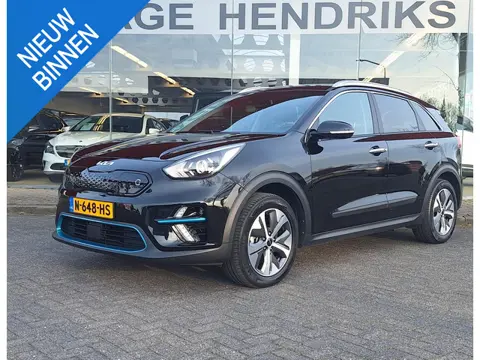 Kia e-Niro Edition 64 kWh Edition | SOH: 96,6% | Trekhaak | Climate | Camera | Navi | Leder Stof |