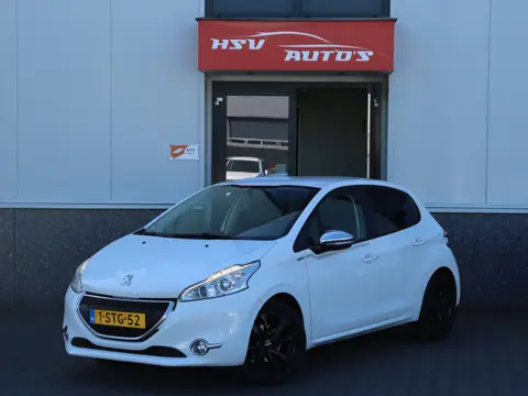 Peugeot 208 1.2 VTi Urban Soul navi LM 4-deurs org NL