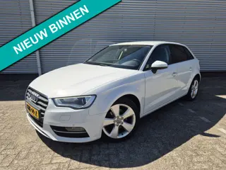 Audi A3 SPORTBACK 1.6 TDI Design Pro Line Plus,Navigatie,Parkeesensoren ,Xenon,17Inch,nwe Distributi