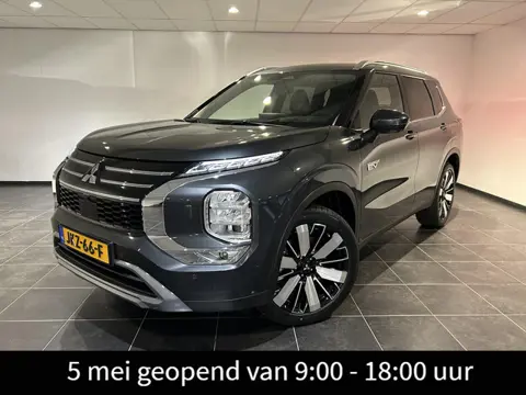 Mitsubishi Outlander 2.4 PHEV First Edition | Navigatie | Stoelverwarming | 360 Camera | Elek. Achte