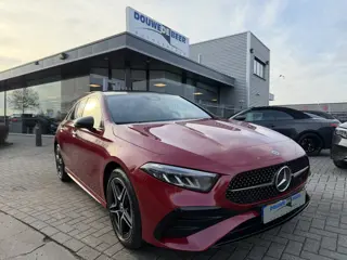 Mercedes-Benz A-Klasse 250 e AMG Line Pano-Dak | Night | Keyless |