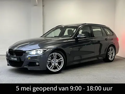 BMW 3-serie Touring 330i M Sport Edition | TREKHAAK | PANO | LEDER |