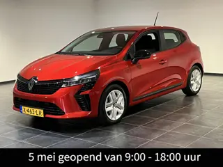 Renault Clio 1.6 E-Tech Full Hybrid 145 evolution | All-Season banden | Navigatie | Parkeersensoren 