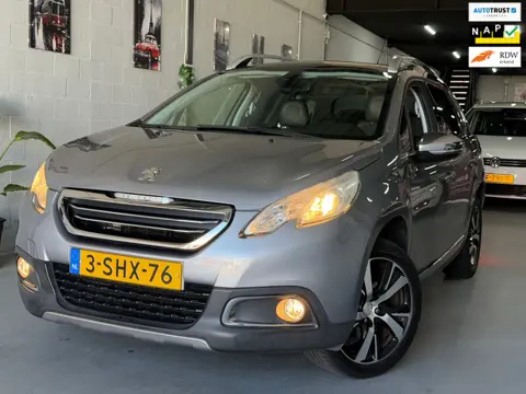 Peugeot 2008 1.6 VTi Féline/ nap/ 3e EIG/ dealeronderhouden/ 1jaar apk/ pano/ airco/ navi/ pdc/ voll