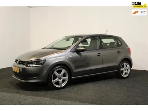 Volkswagen Polo 1.2 TSI BlueMotion Edition · 5-deurs · Airco · Zuinig . Trekhaak . Nwe APK . Aflever