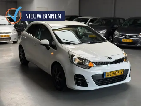 Kia Rio Kia Rio 1.2 CVVT DynamicLine | Camera | Navigatie | Airco