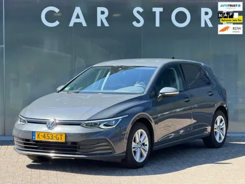Volkswagen Golf 1.0 TSI Life Business CARPLAY | NAVI