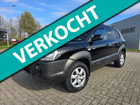 Hyundai Tucson 2.0i 4WD 4x4 Style Nieuw A.P.K nette auto