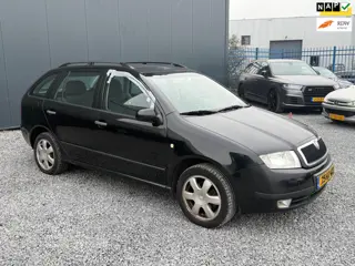 Skoda Fabia Combi 1.4-16V Elegance AIRCO!APK!KOOPJE!