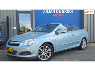 Opel Astra TwinTop 1.8 Temptation Cruise Leder NAP Distributie vervangen