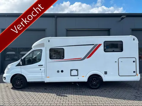 Bürstner Lineo T 690 G AUTOMAAT ** 131 PK ** NIEUW ** 720 KG Laadvermogen ** Carplay ** NAVI ** Luif
