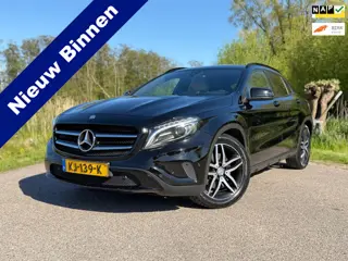 Mercedes-Benz GLA-klasse 250 Automaat / Leder / 18" Velgen / Navi / 2e Eigenaar / Clima / PDC / Crui