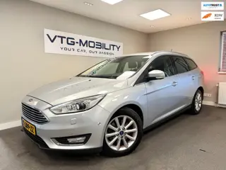 Ford Focus Wagon 1.5 Titanium Groot Navi|Stuur + Stoelverwarming|PDC V/A|ClimateControl|Keyless Go|X