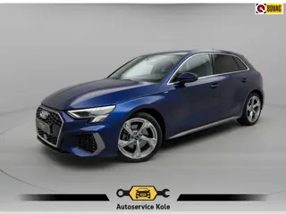 Audi A3 Sportback 30 TFSI S-line edition * Navigatie * Parkeersensoren * Audi Sound *