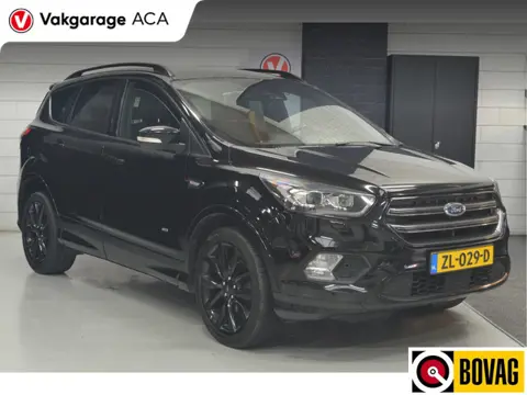 Ford Kuga 1.5 EcoBoost ST Line AWD // CLIMA // NAVI // CARPLAY // STUUR&STOELVERWARMING // TREKHAAK