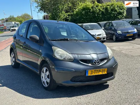 Toyota Aygo 1.0-12V