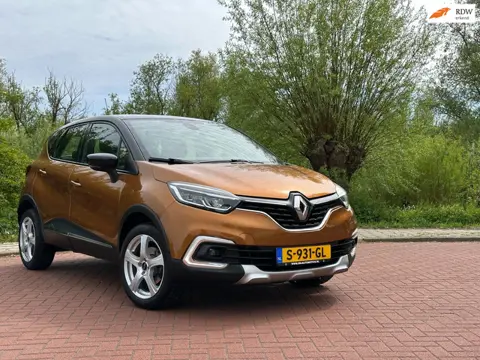 Renault Captur 1.2 TCe Intens Leer/Cam/ Two-Tone