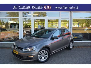 Volkswagen Golf 1.2 TSI Comfortline Executive | PDC V+A | Clima | Navi | 6-Bak | Orig. NL | NAP |
