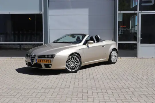 ALFA ROMEO SPIDER 2.2 JTS 6-Bak / ORIG.NL / GEDOCUMENTEERD / 18