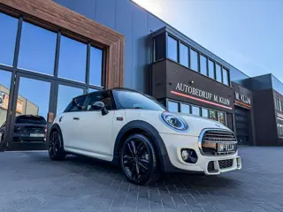Mini Mini 1.5 Cooper John Cooper Works aut 136pk/Ned auto/Pano/Jcw stoelen/Navi/Led