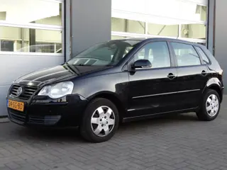 Volkswagen Polo 1.4-16V Comfortline 5 Deurs/AircoRadioCD/Trekhaak