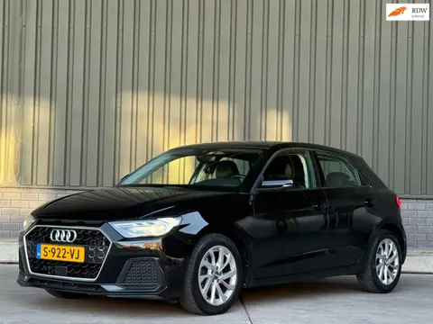 Audi A1 Sportback 30 TFSI Pro Line S / Stoelverwarming / VIRTUAL COCKPIT