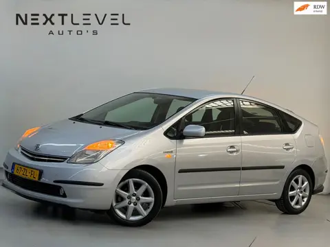 Toyota Prius 1.5 VVT-i Business Edition Camera 6 Maanden Batterij Garantie